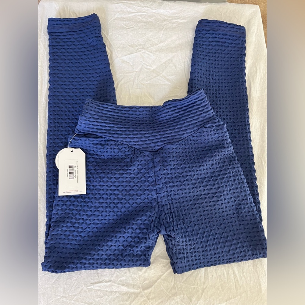 Blue Pucker Butt Leggings